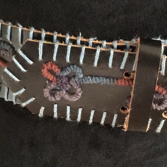 Belt - Picture 3 of 6